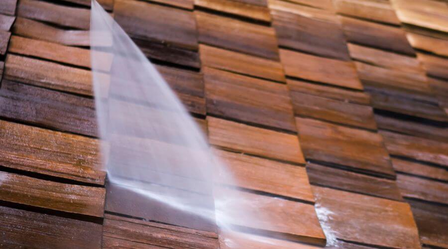 Professional gutter cleaning in Belvidere, NE
